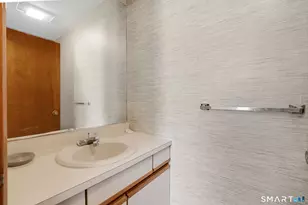 23 Staffordshire Commons Dr, Wallingford, CT 06492 - Photo 19