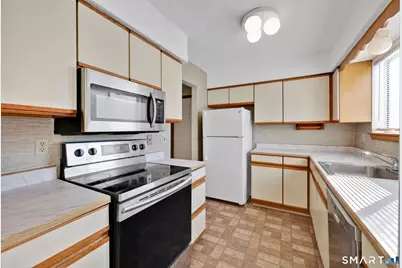 23 Staffordshire Commons Drive #23, Wallingford, CT 06492 - Photo 5