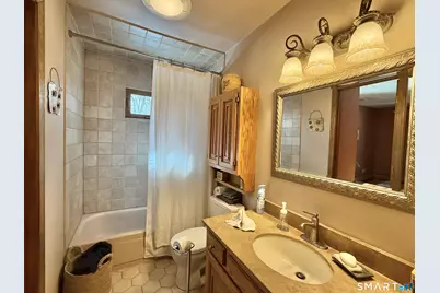 28 Elmwood Drive, Seymour, CT 06483 - Photo 15