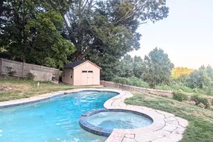 158 Westledge Rd, Simsbury, CT 06092 - Photo 7