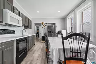 21 Hinman St, West Haven, CT 06516 - Photo 17