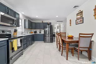 21 Hinman St, West Haven, CT 06516 - Photo 5