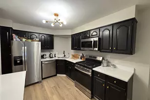 30 Woodland St, Hartford, CT 06105 - Photo 3