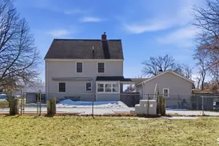 20 Browning Ave, Newington, CT 06111 - Photo 3