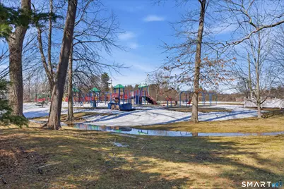 20 Browning Avenue, Newington, CT 06111 - Photo 5