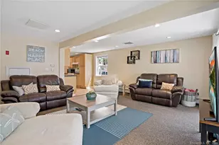 210 Broadway Rd, Milford, CT 06460 - Photo 7