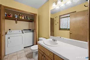 418 Meriden-Waterbury Turnpike, Southington, CT 06489 - Photo 21