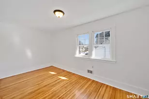 16 Goodsell St, West Hartford, CT 06110 - Photo 25