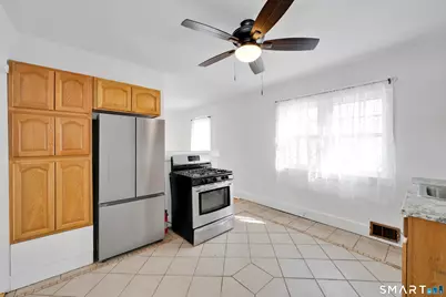 16 Goodsell Street, West Hartford, CT 06110 - Photo 17