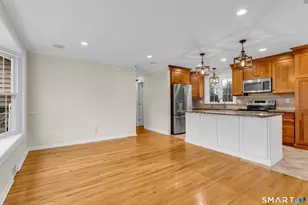 194 Robin Ln, Cheshire, CT 06410 - Photo 17