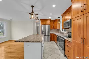 194 Robin Ln, Cheshire, CT 06410 - Photo 11