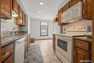 242 Summer St, Portland, CT 06480 - Photo 13