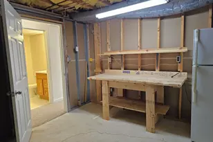 9 Putnam Ln, Avon, CT 06001 - Photo 27