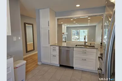 9 Putnam Lane #9, Avon, CT 06001 - Photo 7