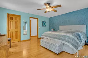 6 Carriage Dr, North Haven, CT 06473 - Photo 21