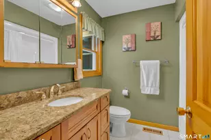 6 Carriage Dr, North Haven, CT 06473 - Photo 23