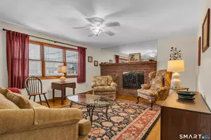 6 Carriage Dr, North Haven, CT 06473 - Photo 5