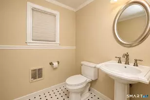 4 Dora Dr, East Haven, CT 06513 - Photo 25