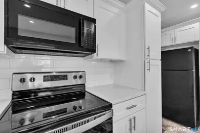 45 Hanmer Street, East Hartford, CT 06108 - Photo 21