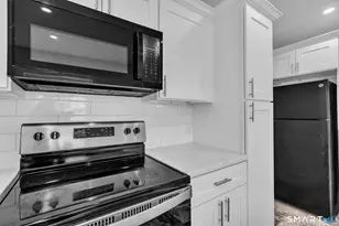 45 Hanmer St, East Hartford, CT 06108 - Photo 21