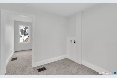 45 Hanmer Street, East Hartford, CT 06108 - Photo 11