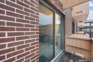 40 California St, Stratford, CT 06614 - Photo 7