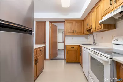 15 Cardinal Drive #15, Farmington, CT 06032 - Photo 7