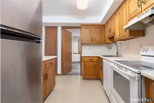 15 Cardinal Dr, Farmington, CT 06032 - Photo 7