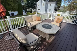 8 Hill St, East Haven, CT 06512 - Photo 37