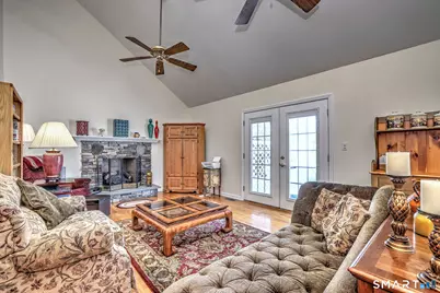 8 Hill Street, East Haven, CT 06512 - Photo 23