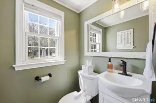 41 Oak St, East Hartford, CT 06118 - Photo 19