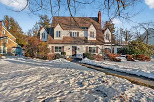 59 Broadfield Rd, Hamden, CT 06517 - Photo 1