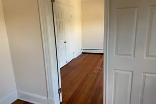 302 Lakeview Ave, Waterbury, CT 06705 - Photo 13