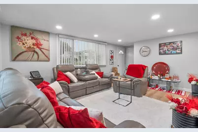 10 Cold Spring Street, East Haven, CT 06512 - Photo 13