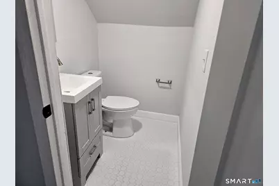 10 Cold Spring Street, East Haven, CT 06512 - Photo 29