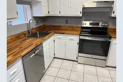 117 Milwaukee Avenue, Bethel, CT 06801 - Photo 7