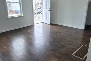 438 Park St, Bridgeport, CT 06608 - Photo 3