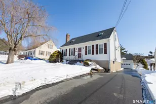 454 S Curtis St, Meriden, CT 06450 - Photo 3