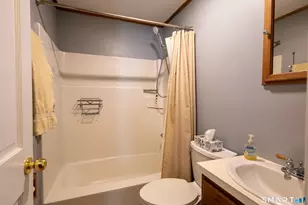 454 S Curtis St, Meriden, CT 06450 - Photo 15