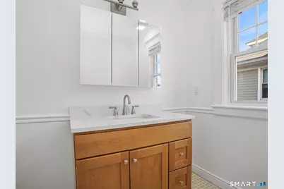 27 5th Street #2, Stamford, CT 06905 - Photo 5