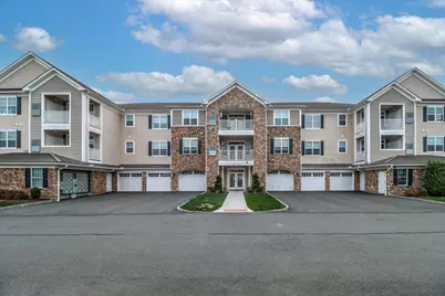 433 Brookside Court #433, Newtown, CT 06470 - Photo 3