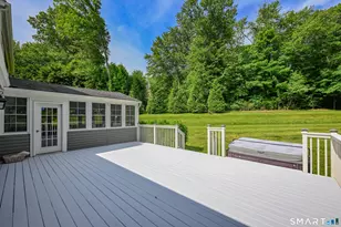 131 Woods Way Dr, Southbury, CT 06488 - Photo 7