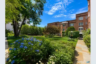 70 Strawberry Hill Avenue #APT 2-2B, Stamford, CT 06902 - Photo 13