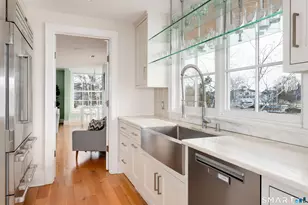 189 Shore Rd, Greenwich, CT 06870 - Photo 9