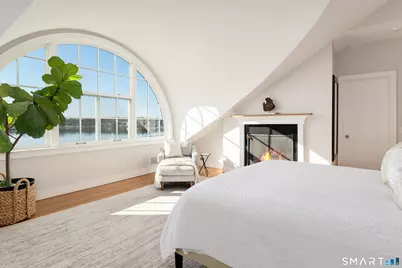 189 Shore Road, Greenwich, CT 06870 - Photo 19