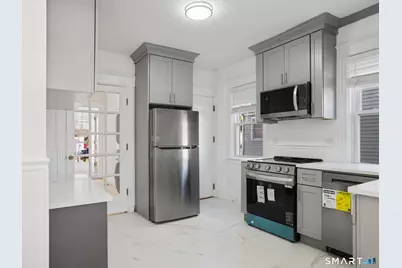 27 5th Street #1, Stamford, CT 06905 - Photo 5