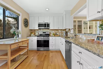 72 Dakota Lane #B, Stratford, CT 06614 - Photo 11