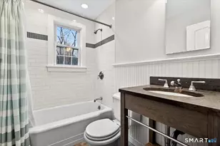 35 Barrett St, Hamden, CT 06517 - Photo 21