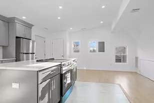 27 5th St, Stamford, CT 06905 - Photo 3