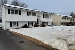 78 Carriage Dr, Waterbury, CT 06708 - Photo 3